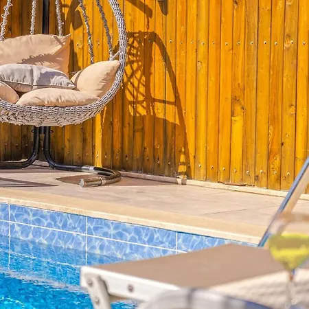 Villa Private Sahin-2 Pool Heater Available